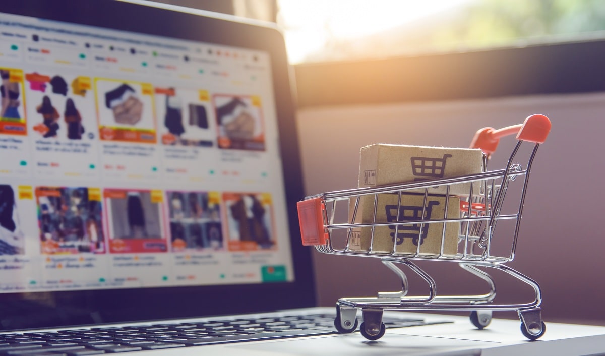 Retail & E-commerce